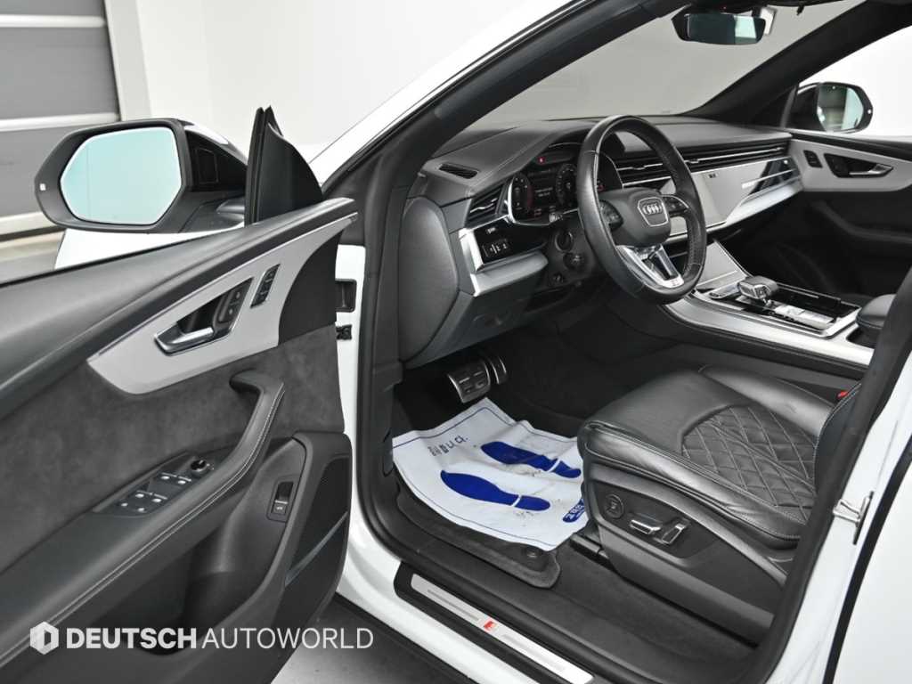 Audi Q8 - Vista 11