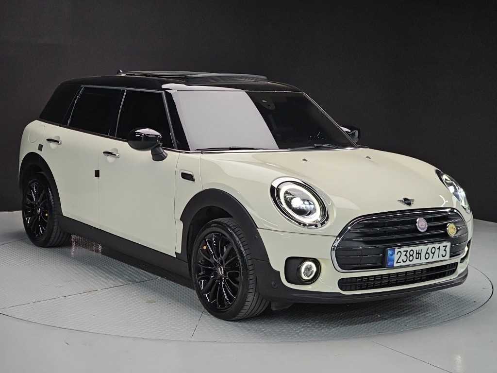 Mini Clubman - Vista 5