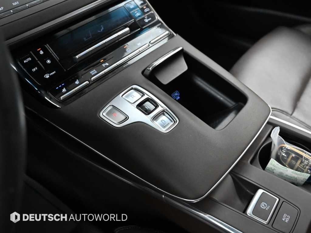HYUNDAI Grandeur - Vista 9