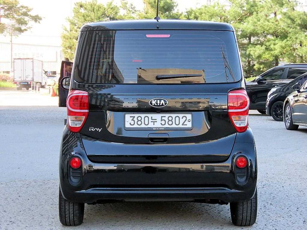 KIA Ray - Vista 4