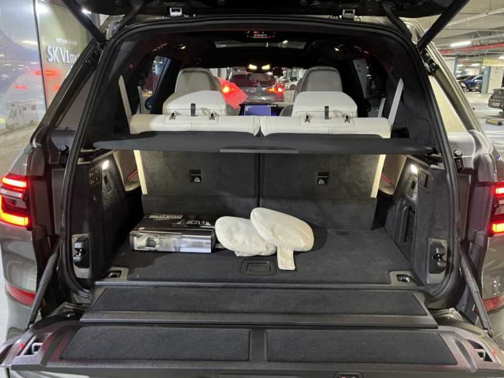 BMW X7 - Vista 7