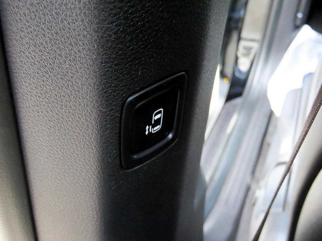 KIA Carnival 2024 Negro - Importación desde Corea - HF Imports Iquique - Foto 17