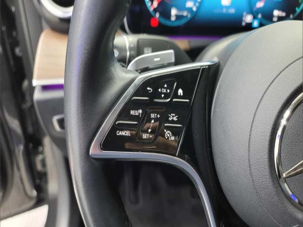 Mercedes Benz E class - Vista 10