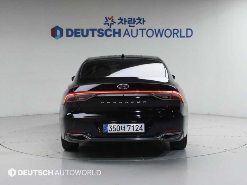 HYUNDAI Grandeur - Vista 4