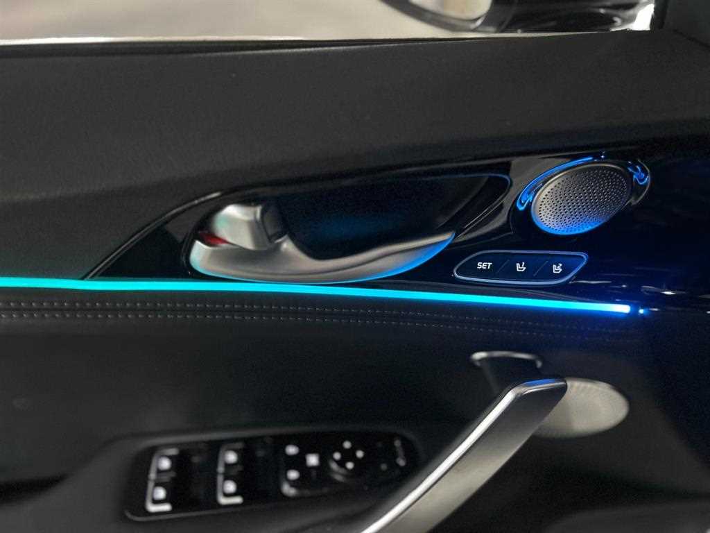 KIA Stinger - Vista 6