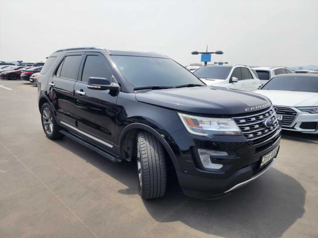 Ford Explorer - Vista 3