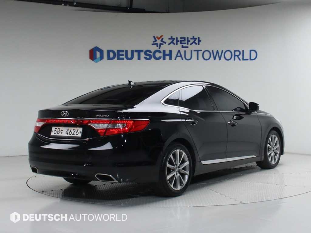 HYUNDAI Grandeur - Vista 4