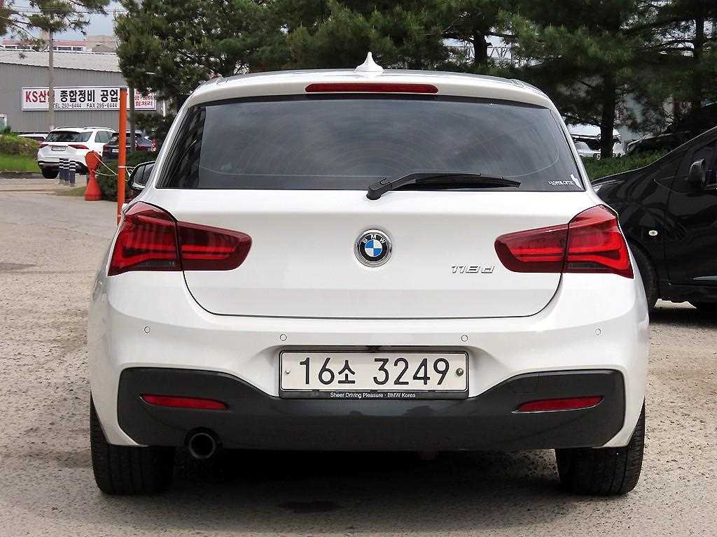 BMW 1 series - Vista 4