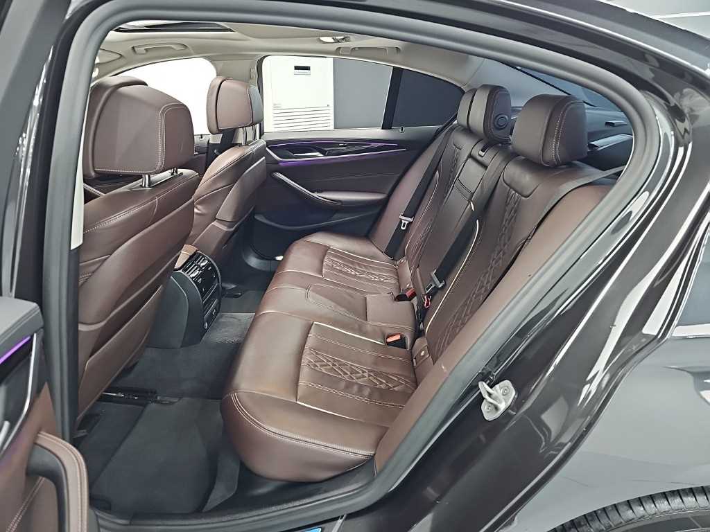 BMW 5 Series - Vista 12