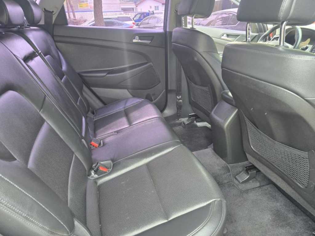 HYUNDAI Tucson - Vista 12