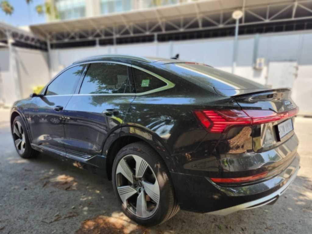 Audi e-Tron - Vista 4