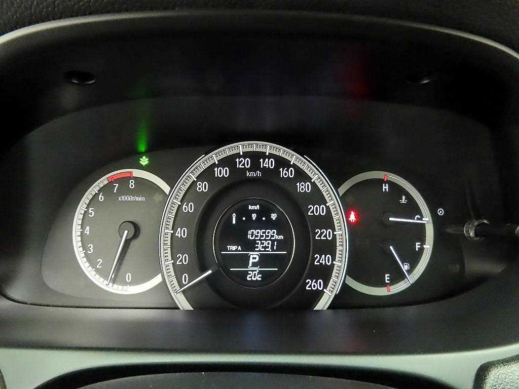 Honda Accord - Vista 6