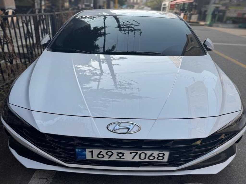 HYUNDAI Avante 2023 Blanco - Importación desde Corea - HF Imports Iquique - Foto 1