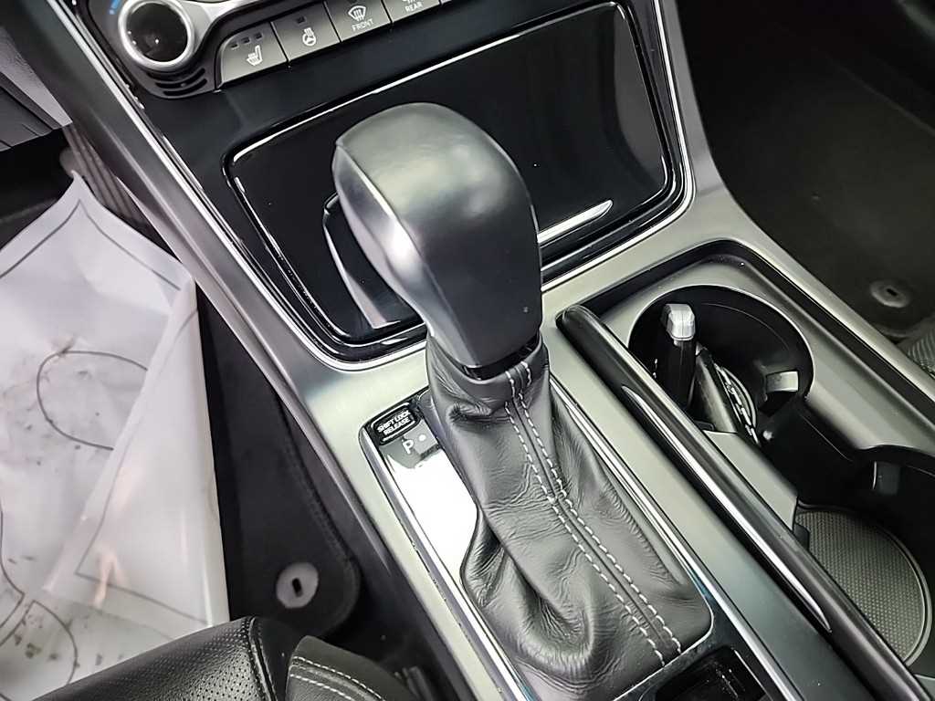 HYUNDAI Grandeur - Vista 8