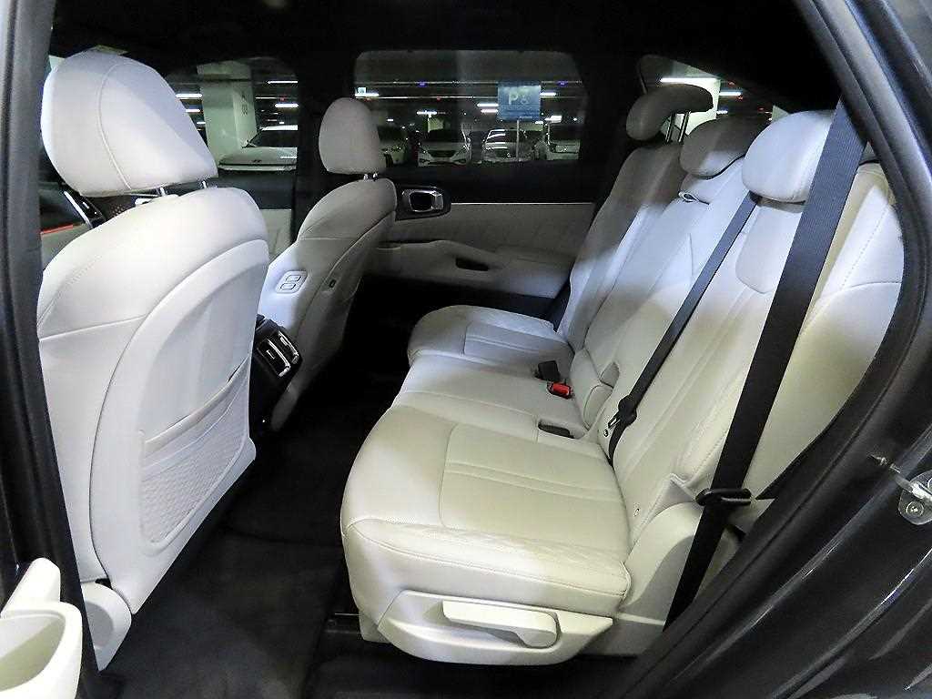 KIA Sorento - Vista 7