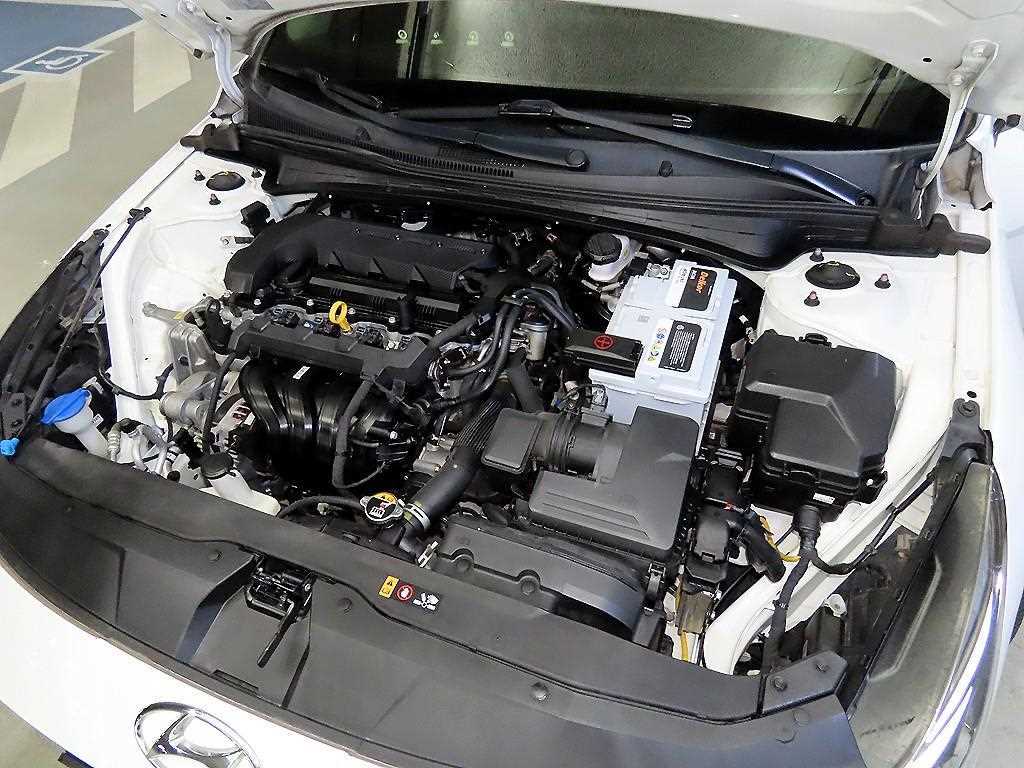 HYUNDAI Avante 2021 Blanco - Importación desde Corea - HF Imports Iquique - Foto 19