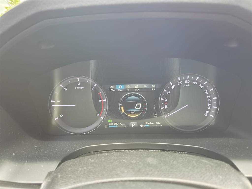Ssangyong Rexton 2020 Blanco - Importación desde Corea - HF Imports Iquique - Foto 15