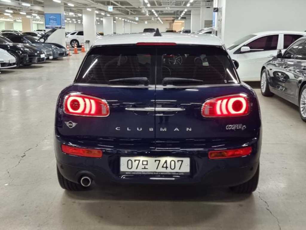 Mini Clubman - Vista 4