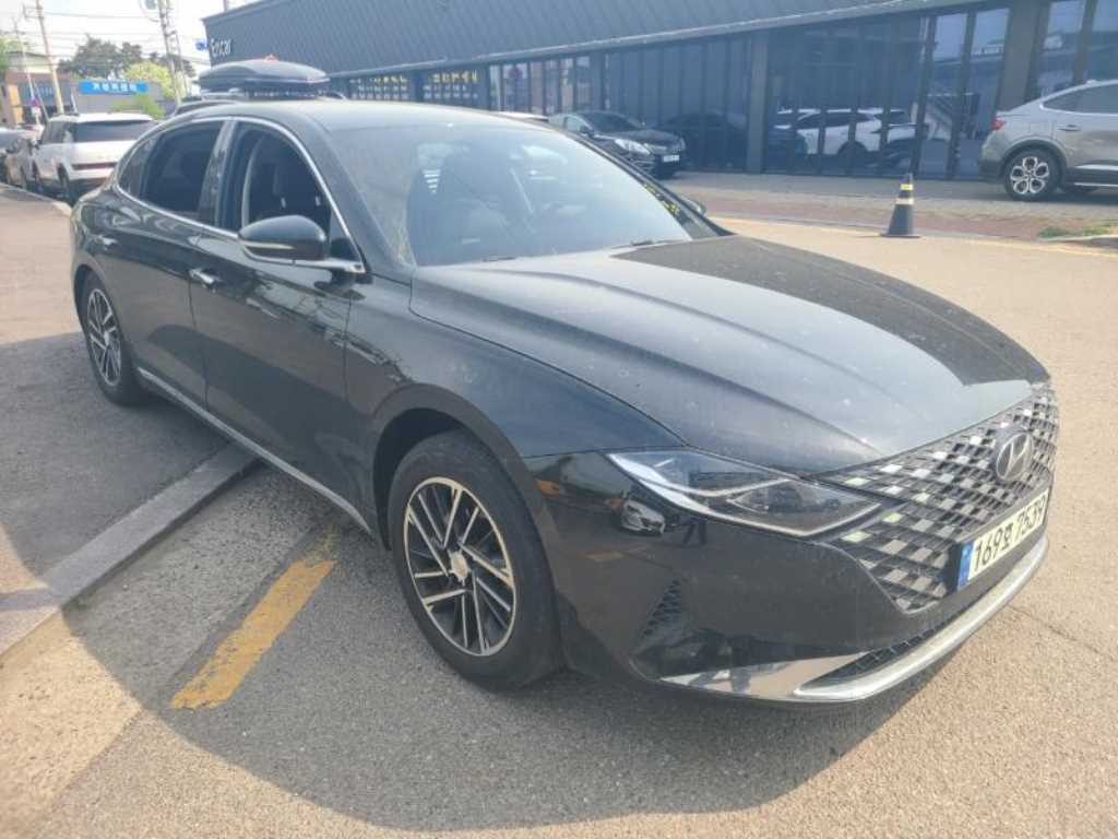 HYUNDAI Grandeur - Vista 3