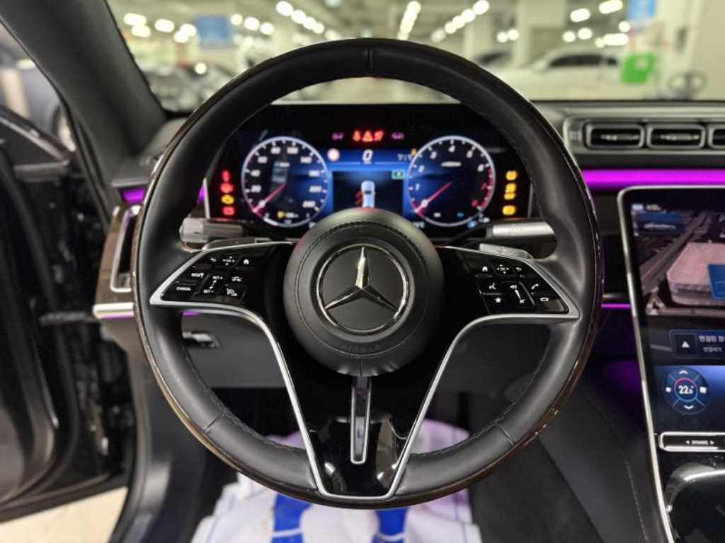 Mercedes Benz S Class - Vista 10