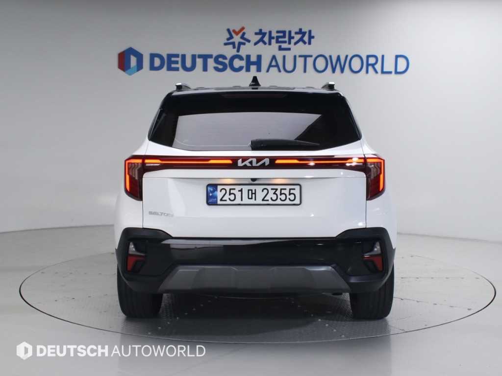 KIA Seltos - Vista 4