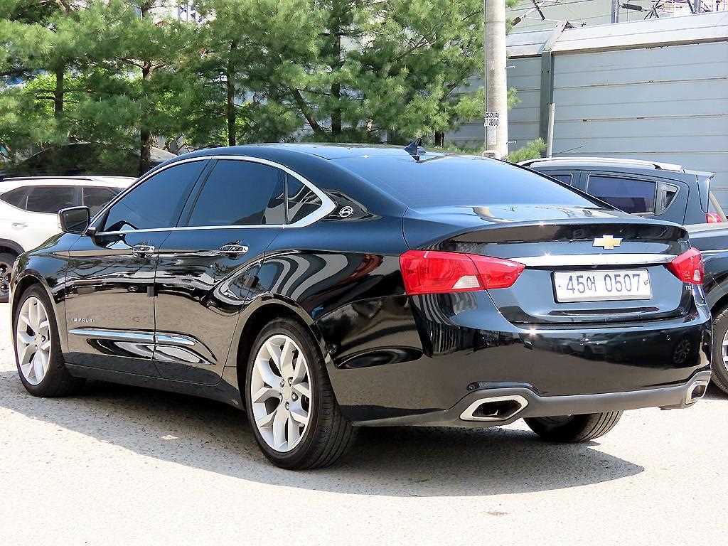 Chevrolet Impala - Vista 3