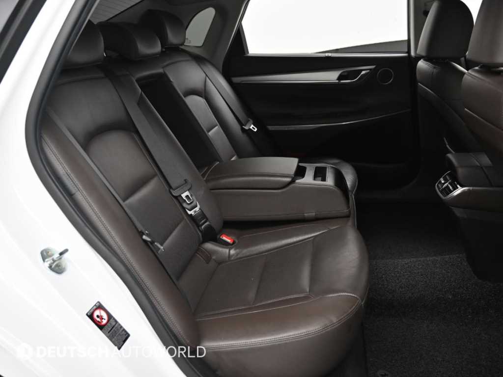 HYUNDAI Grandeur - Vista 12