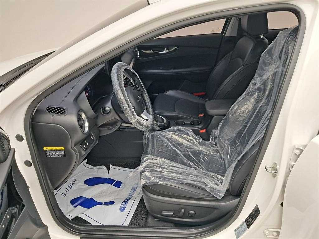 KIA K3 - Vista 11