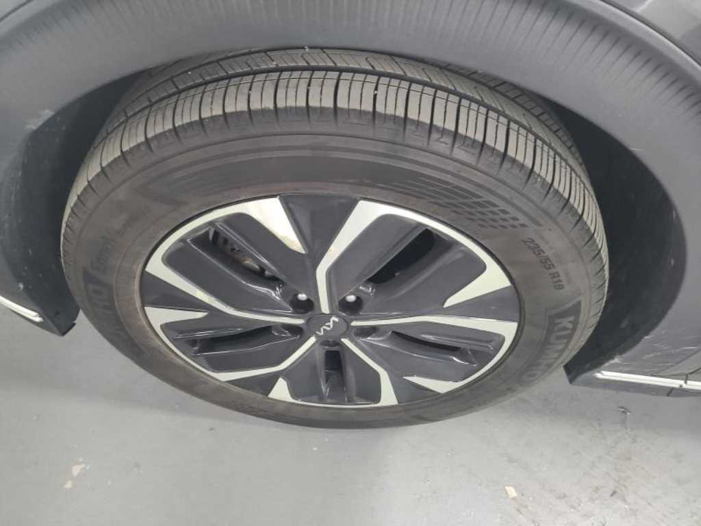 KIA EV6 - Vista 4