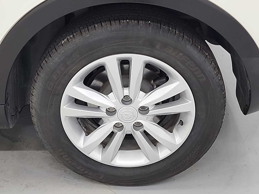 Ssangyong Tivoli 2017 Blanco - Importación desde Corea - HF Imports Iquique - Foto 20