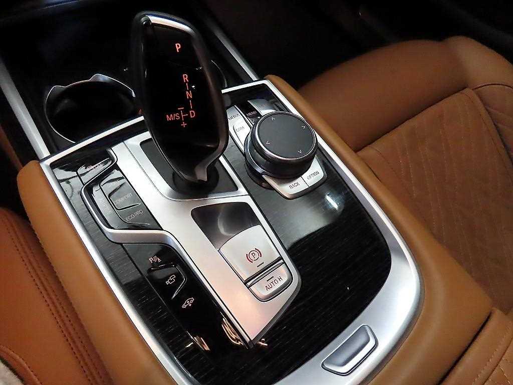 BMW 7 Series - Vista 12