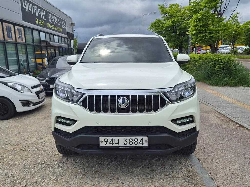 Ssangyong Rexton 2020 Blanco - Importación desde Corea - HF Imports Iquique - Foto 1