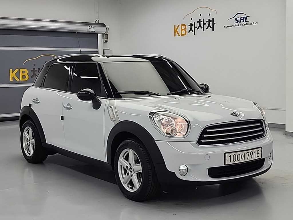Mini Countryman - Vista 4