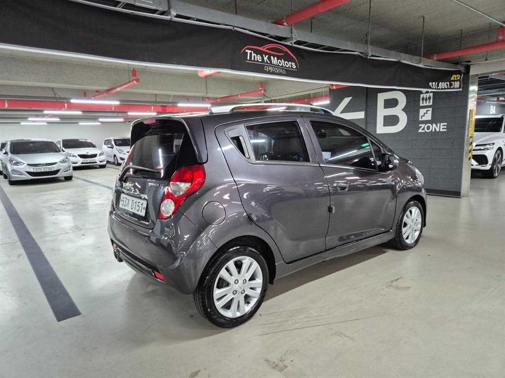 Chevrolet Spark - Vista 3