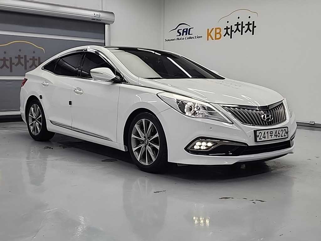 HYUNDAI Grandeur - Vista 4