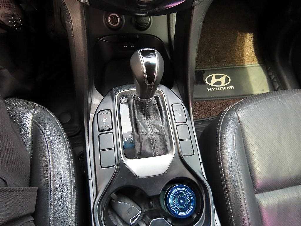 HYUNDAI Santa Fe - Vista 10