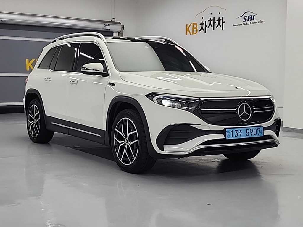 Mercedes Benz EQB - Vista 4