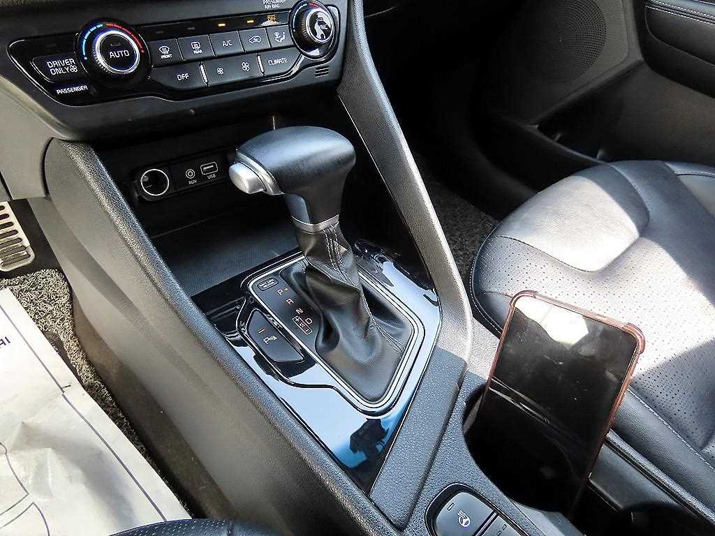 KIA Niro - Vista 10