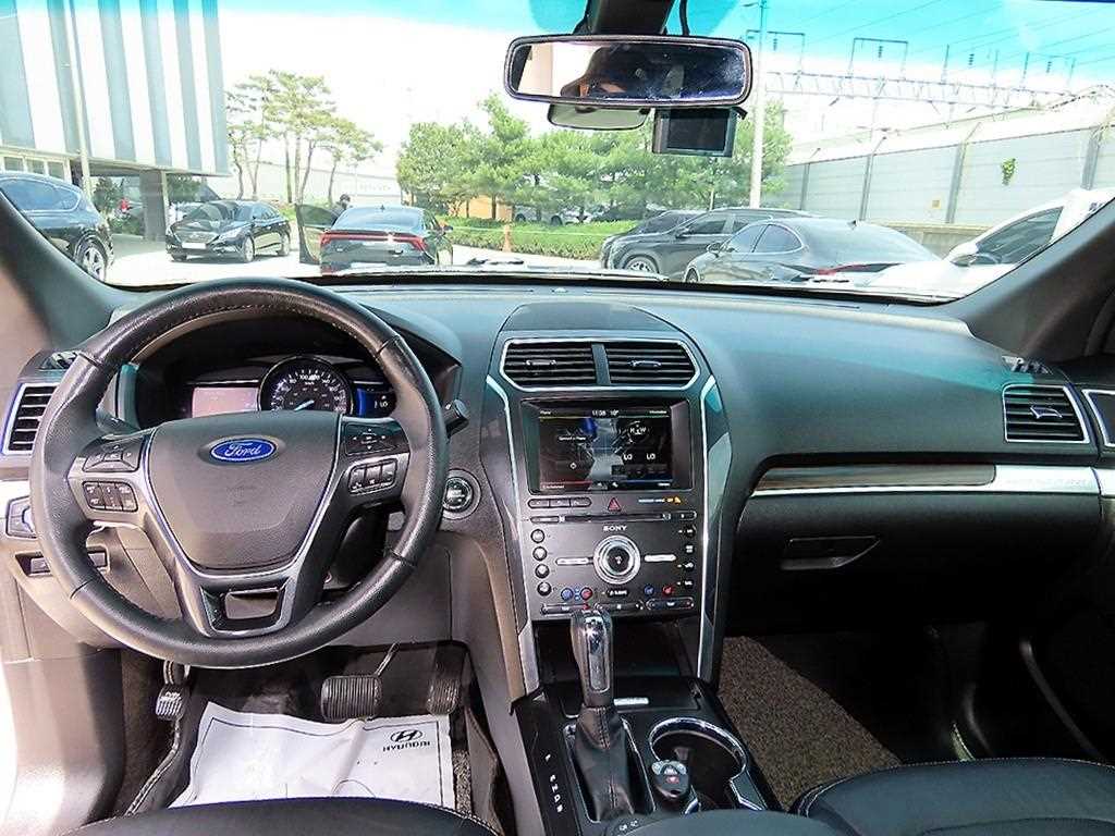 Ford Explorer - Vista 7