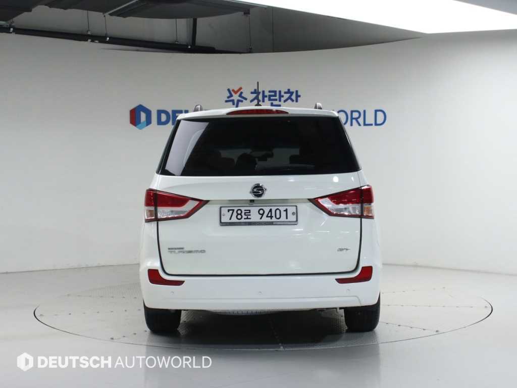 Ssangyong Korando - Vista 4