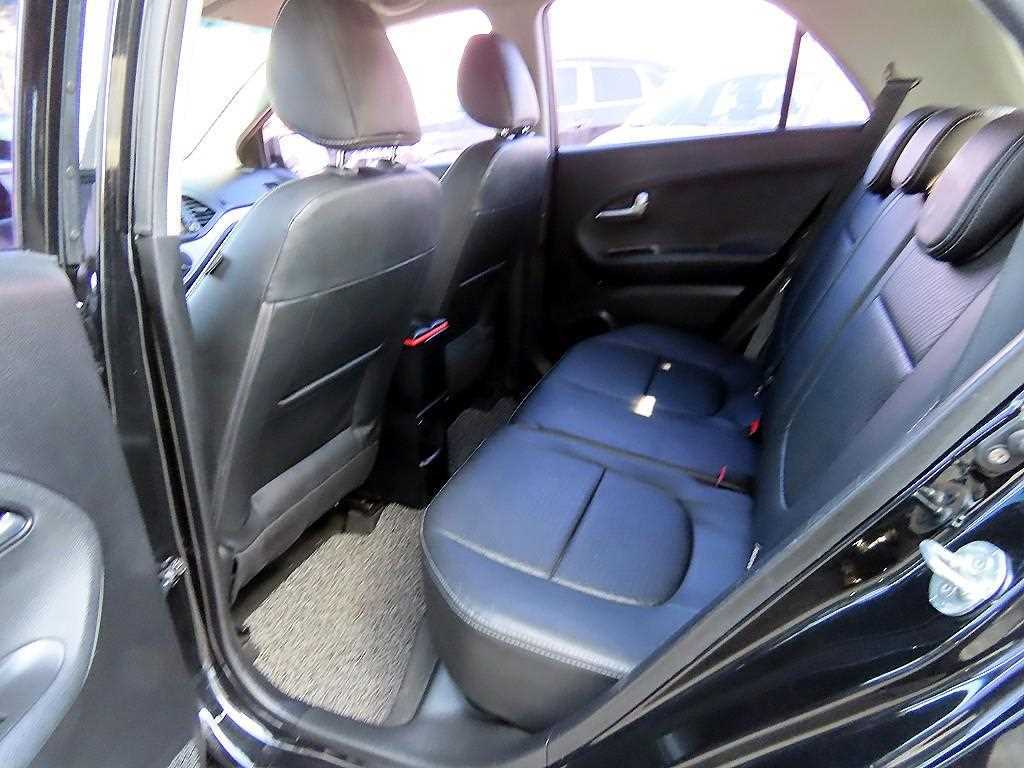 KIA Morning - Vista 6