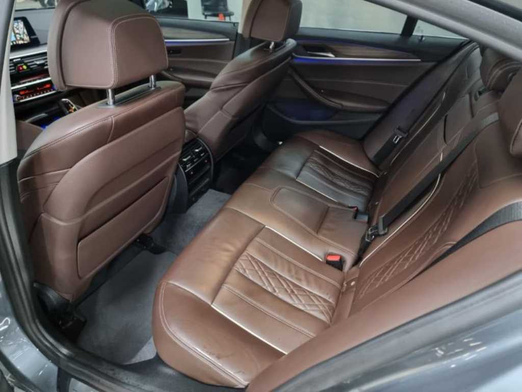 BMW 5 Series - Vista 6