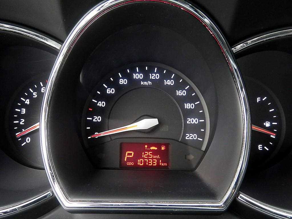 KIA Pride - Vista 11