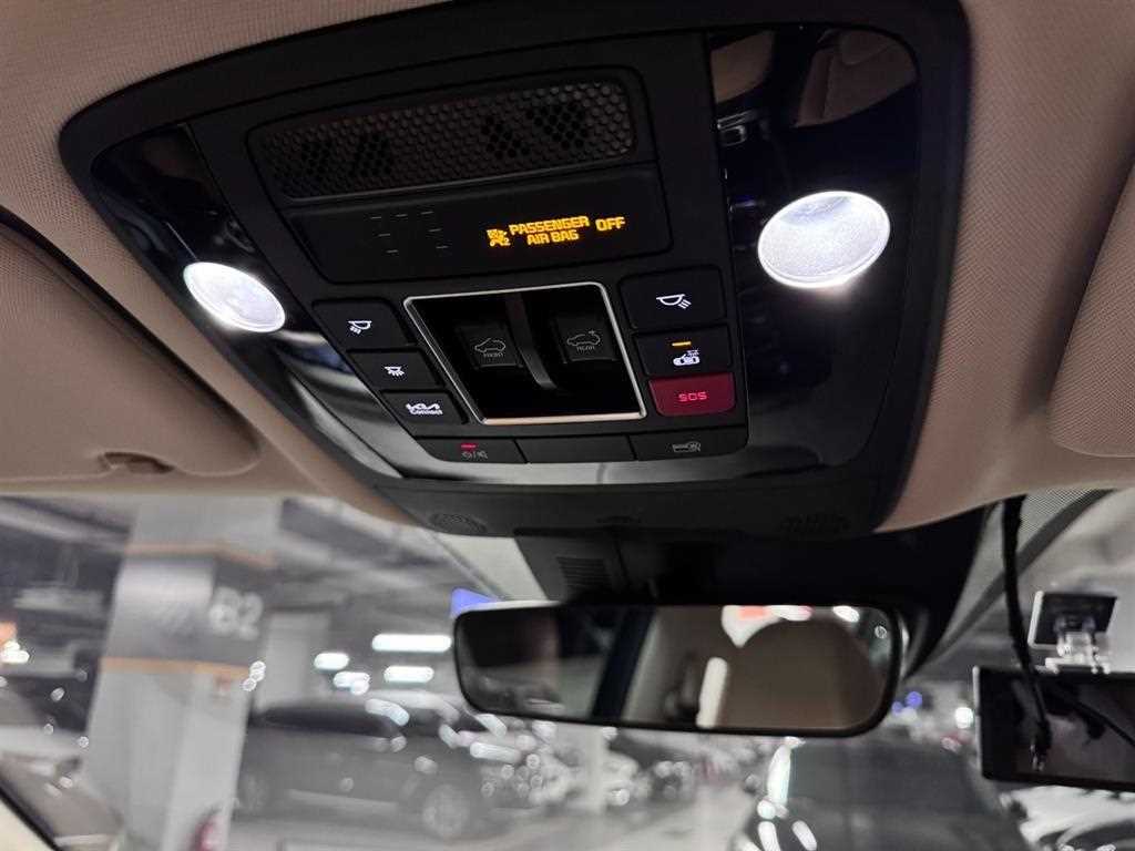 KIA Carnival - Vista 9