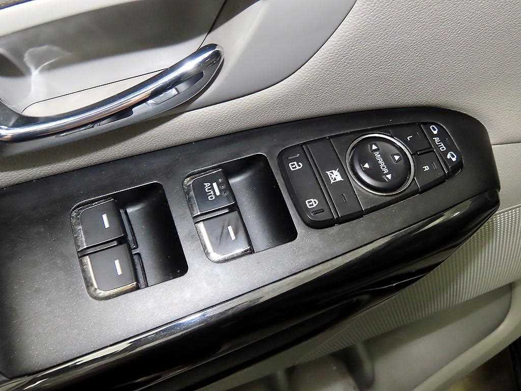 KIA Carnival 2019 Negro - Importación desde Corea - HF Imports Iquique - Foto 13