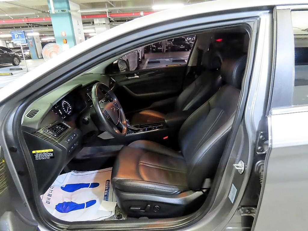 HYUNDAI Sonata - Vista 6