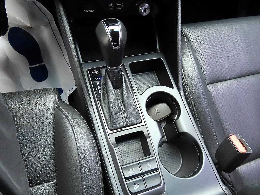 HYUNDAI Tucson - Vista 10