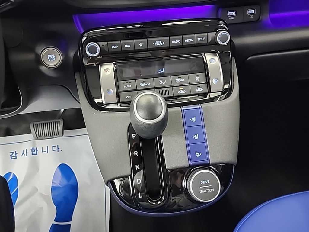 HYUNDAI Casper - Vista 8