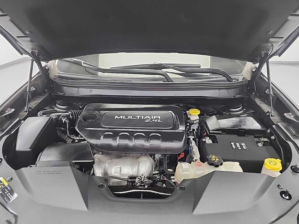 Jeep Cherokee - Vista 5