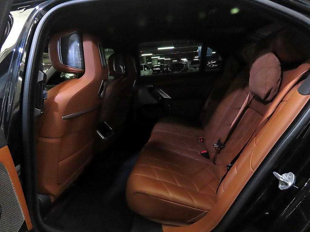 BMW 7 Series - Vista 7